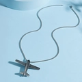 Collana minimalista con ciondolo a forma di aereo in argento lucido e catena a scatola - Stile Aereo a Elica Realistico (Aereo Argento 2) / Argento
