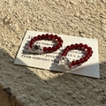 Anello elastico minimalista in argento S925 con perline rosse e ciondolo bassotto - Rosso