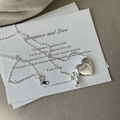 Elegante collana con ciondolo angelo cuore in argento S925 su carta letteraria bianca - Argento 925 / Stile Argento Cuore Angelo (XL180)