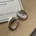 Orecchini a cerchio minimalisti in argento S925 a forma di U con texture lucida - Stile lucido a forma di U irregolare (EHM014)