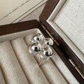 Minimalistischer S925 Sterlingsilber Ring mit einzigartigem Vier-Kugel-Skulptur-Design - Einstellbar Offen / Perlencluster-Stil (JZH116)