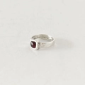 Vintage S925 sterling silver ring with hammered texture and deep red garnet gemstone - 14# / Retro Silver Red (JZA119)