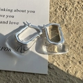 Boucles d'oreilles minimalistes en argent S925 en forme de U avec résine transparente - Style Géométrique en Forme de U en Résine Transparente (EHZ167) / Argent 925