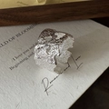 Breiter S925 Sterlingsilber Ring mit Lavatextur und unregelmäßigem Hohlraum auf Buch - Einstellbar Offen / Lava Textur Hohl Stil (JZH113)