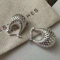 Boucles d'oreilles créoles S925 en argent sterling creux 3D avec motif de grille épuré - Style Goutte Ajouré (EHJ075) / Argent 925