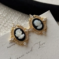 Boucles d'oreilles Camée vintage dorées avec incrustations de pierres zircon - Argent 925 / Or (EH242)