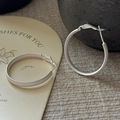 Orecchini a cerchio minimalisti in argento sterling S925 con finitura in metallo opaco - Grande (EHY118)