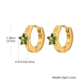 Detailansicht goldener Creolen mit grünen Zirkonia-Blüten und Produktabmessungen - Gold-Grün