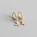 Eleganti orecchini a cerchio in argento S925 dorato con ciondoli a farfalla e zirconi - Argento 925 / Oro