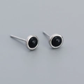 Orecchini a lobo minimalisti in argento S925 con pietre tonde di agata nera lucida - Agata nera