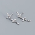 Pendientes elegantes de plata de ley 925 con borla de mariposa y piedras de circón - Oro Blanco