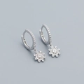 Orecchini a cerchio in argento S925 con ciondoli a fiocco di neve e zirconi luminosi - Argento 925 / Oro Bianco