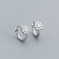 Orecchini a cerchio in argento S925 con fiori di zirconi trasparenti in argento - Argento 925 / Oro Bianco