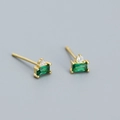Minimalist S925 silver stud earrings with rectangular green zircon in gold plating - 925 Silver / Golden (Green Stone)