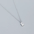 Exquisito collar de plata S925 con circón rectangular de corte esmeralda y estilo retro - Plata 925 / Oro Blanco