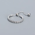 Anillo ajustable de plata S925 con hilera de circonitas brillantes y diseño de cadena - Color Plateado (Diamante de Imitación Blanco)