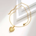 Collana con ciondolo a cuore dorato, incisione a rosa e catenina sottile regolabile - Collana Medaglione Cuore Rilievo Rosa (PN-2208G)