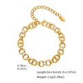 Nahaufnahme des goldenen Unendlichkeitsarmbands mit Zirkonia-Inlay und K18-Anhänger - Ankerkette Schweinenase Stil (BR-2638G)