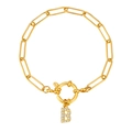 Gouden paperclip armband met een met zirkoon ingelegde letter B hanger sieraad - Letter B