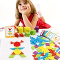 Set de puzzle geométrico educativo de madera 155 piezas con tarjetas y niña jugando - Juguete de Rompecabezas de Formas Creativas (MG15)