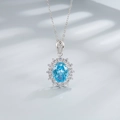 Élégant collier en argent S925 avec pendentif saphir bleu clair ovale et serti halo blanc - Argent 925 / Style Bleu Océan