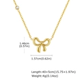 Dimensiones detalladas del collar con colgante de lazo dorado y longitud de la cadena - Dorado