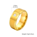 Bague en acier inoxydable doré brossé avec un zircon central de 8mm de large - US 7 / Or