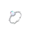 Eleganter Ring aus S925 Sterlingsilber mit Mondstein und funkelnden Diamanten auf Weiß - US-Größe 5 / Ring