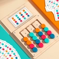 Logikspiel aus Holz für Kinder mit bunten Schiebeelementen und Vorlagenkarten für die Bildung - Vierfarbiges Logikspiel (Gelbe Box)