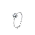 Anello elegante in argento S925 con una pietra geometrica di zirconia a taglio quadrato - US 5 / Quadrato