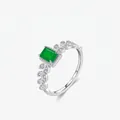 Vintage S925 Silberring mit grünem Zirkon Smaragdschliff und Diamantblattdetails - US 5 / Silber