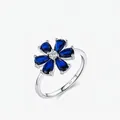 Exquisito anillo de plata de ley S925 con pétalos de flores azules y circonitas - Talla US 5 / Plateado