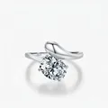 Anello a serpente in argento S925 con diamante ovale e design a goccia minimalista - Taglia US 5 / Argento