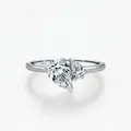 Elegante anello in argento S925 con due cristalli a goccia intrecciati a pera - Taglia US 5 / Argento