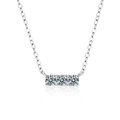 Elegante collar de plata de ley 925 con tres piedras de moissanita redondas en cadena fina - Moissanita 0.3ct (Individual 3mm) / Oro Blanco