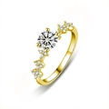 Eleganter s925 Silber vergoldeter Ring mit funkelndem Moissanit-Kronendesign - US 5 / Gold