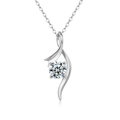 Minimalistische S925 Sterling Silber Halskette mit rundem Moissanit-Anhänger in 4-Krallen - Gedrehte Vier-Krallen (1 Karat Moissanit) / Weißgold