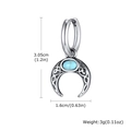 Detail van retro maan oorbel met turquoise inleg en afmetingen van het sieraad - Zilver/Turkoois (ED-767S02-1)