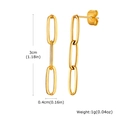 Dettaglio orecchini a catena a tre maglie dorate con altezza 3 cm e larghezza 0,4 cm - Oro