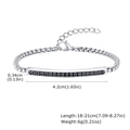 Detalle de pulsera de circonita con dimensiones y cierre de langosta en fondo blanco - Color Acero