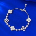 Bracciale quadrifoglio in argento S925 con pietre di zircone e catena regolabile - Regolabile / Perla Artificiale Bianca (B196)