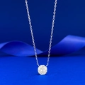 Squisito ciondolo a rosa in argento S925 con cristallo su seta blu Klein elegante - Stile Zircone Bianco / Argento 925