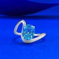 Eleganter S925 Silber Wellenring mit einem ovalen blauen 2 Karat Edelstein in 4 Krallen - US 5 / Ozeanblauer Wellenring
