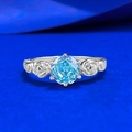 Anillo de aguamarina corte octógono con grabados de rosas en banda de plata fina - US 5 / Azul Aguamarina