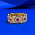 Bague vintage en argent S925 plaqué or avec pierre rouge et motifs ajourés élégants - US 5 / Doré