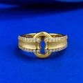 Anello in argento S925 spazzolato oro con fibbia rotonda e doppia fila di zirconi bianchi - US 5 / Oro
