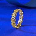 Anello minimalista cinese in argento S925 placcato oro con design traforato e lucido - US 5 / Stile Moneta Antica (R1333)