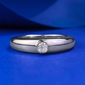 Minimalist 925 sterling silver ring with a sparkling round-cut solitaire white diamond - US 5 / Silver (White Zirconia)