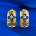 Ohrringe im italienischen Stil, gebürstetes Gold, C-Form mit Sternenmuster und Steinen - 925er Silber / Gebürstetes Gold