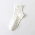 Calze bianche in cotone a coste con eleganti bordi a balze per donne e ragazze - Taglia unica / Bianco